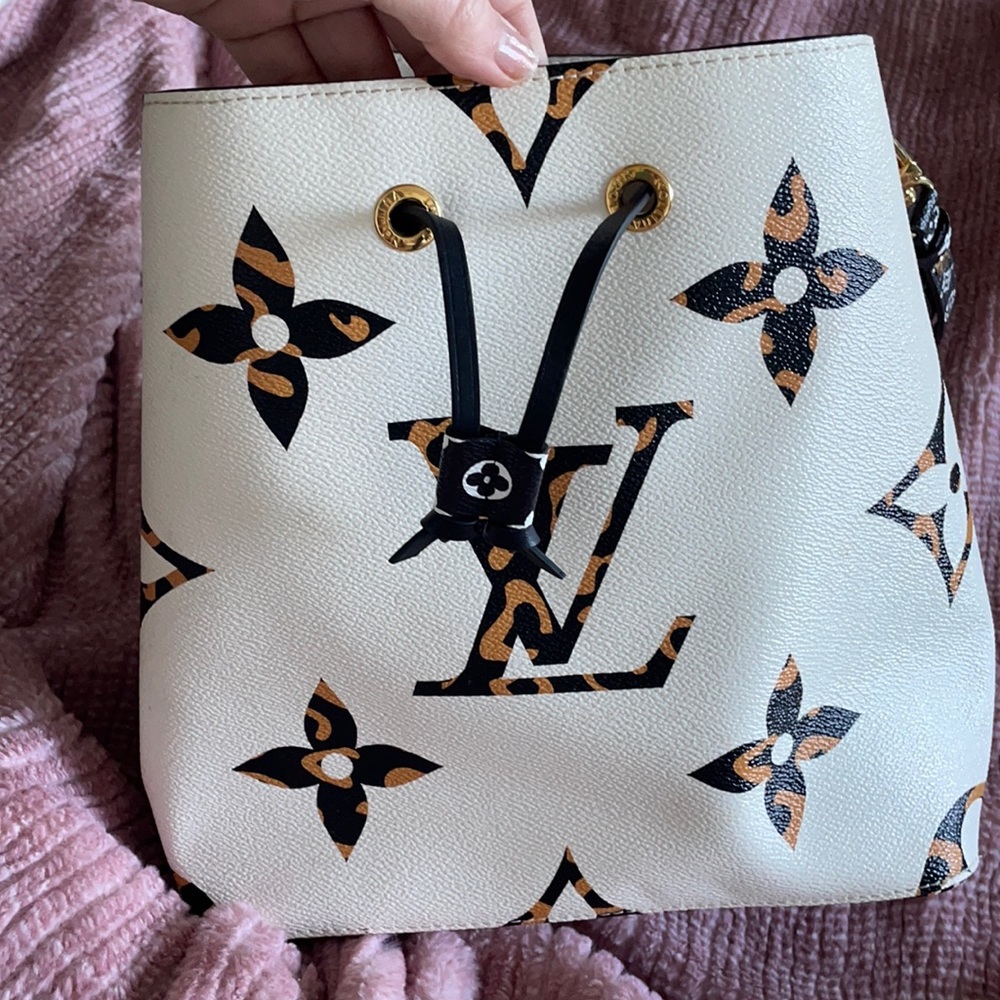 Louis Vuitton Limited addition jungle bucket bag